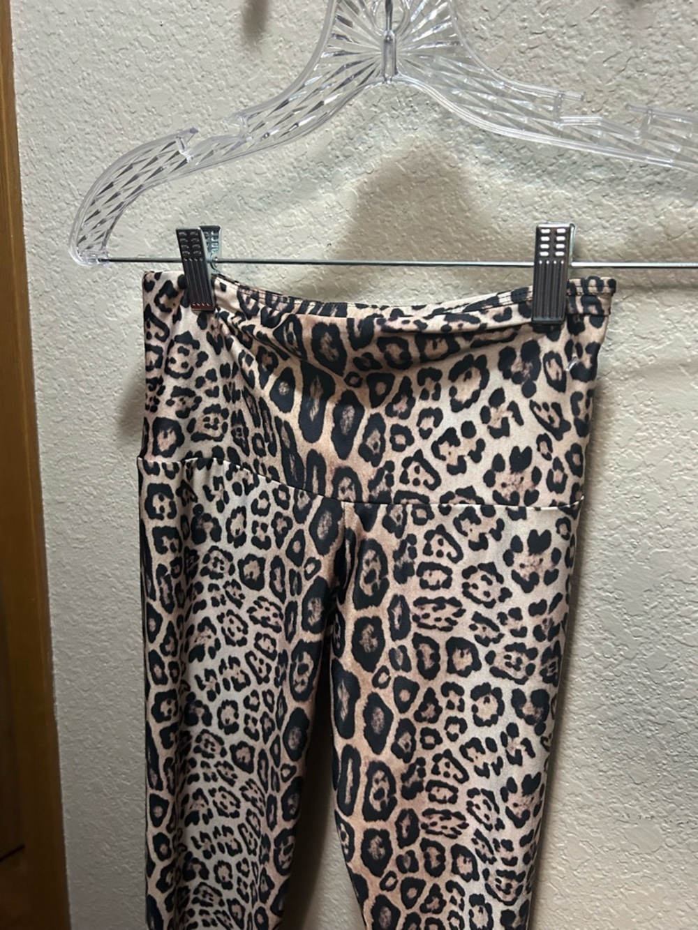 Leopard Print High-Waist Leggings - Neutral Tan & Black - Picture 3 of 7